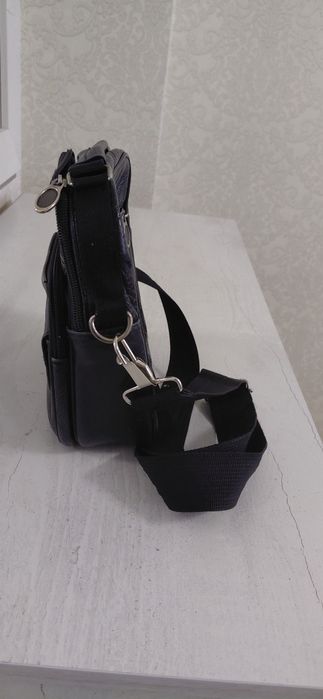 Прадаю Мужской  барсетку