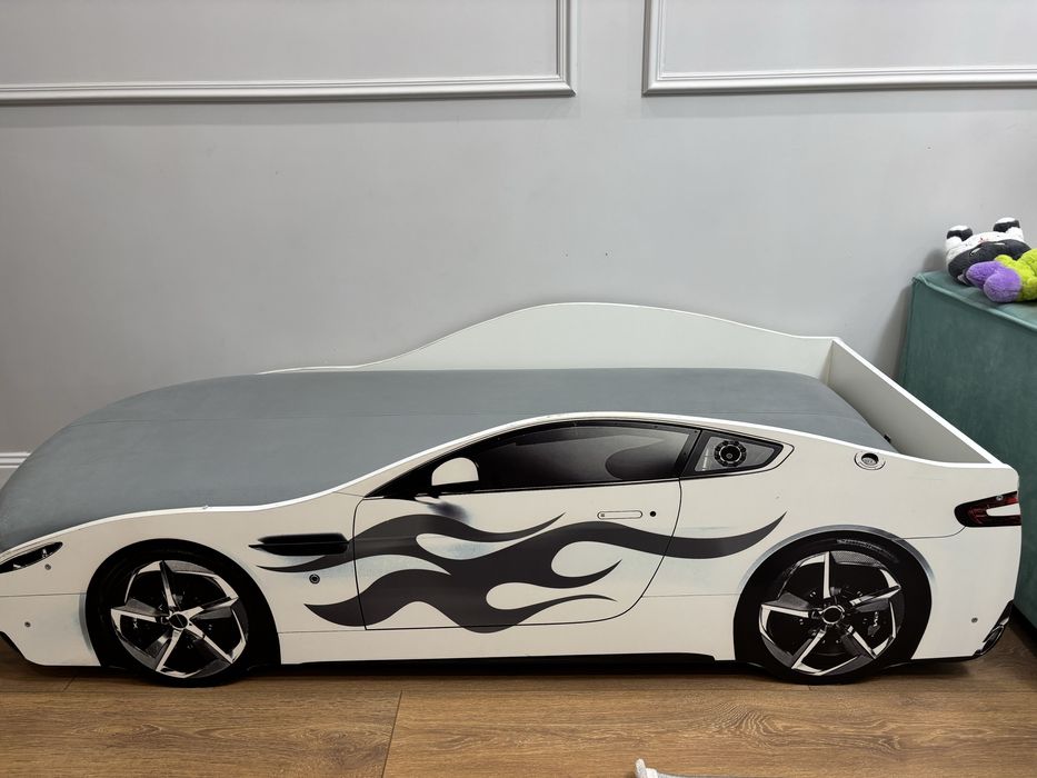 Продам детскую кроватку