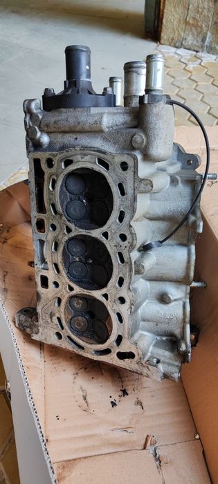 Глава от двигател Ситроен С1