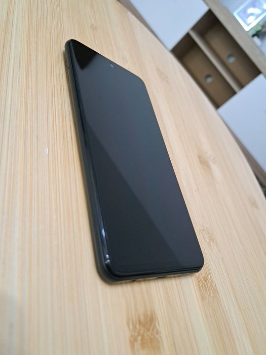 Huawei P Smart 2021 – Ca Nou, Folosit 1 Zi | Full Box + Folie Silicon