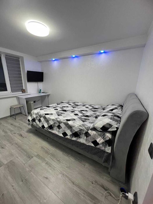 Дава се под наем Едностаен апартамент в Пловдив, Младежки Хълм - 34 кв.м за 204 € - Снимка #3