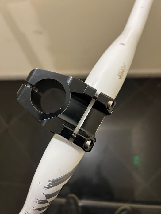 Лапа за кормило Nukeproof + подарък кормило Answer