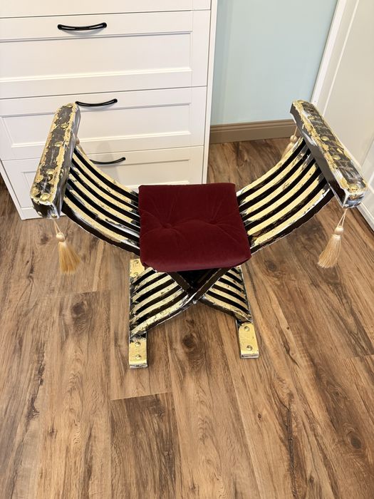 Реновиран Римски стол