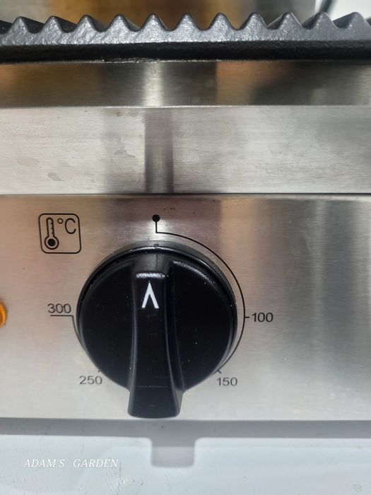 Contact grill, sandwich-maker, grill