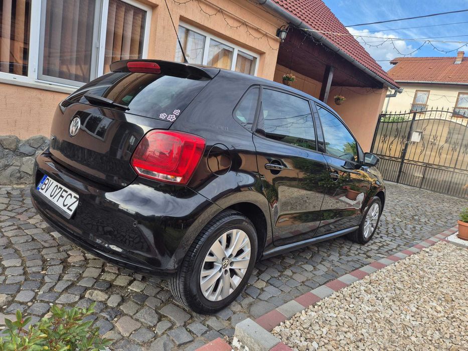 VOLKSWAGEN Polo 2010 — imagine 3