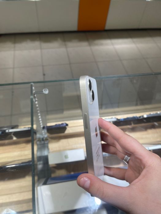iPhone 13, гарантия 3 месяца