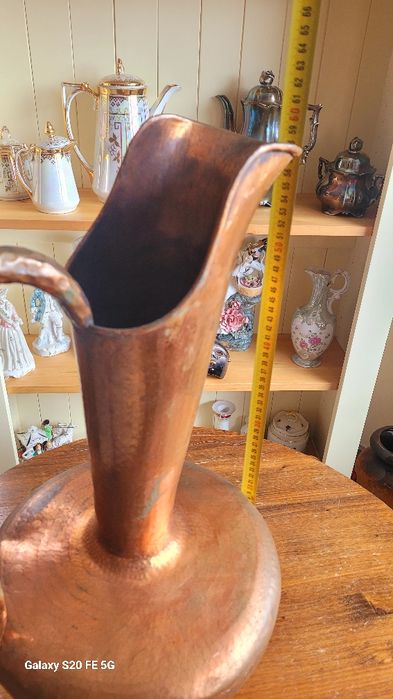 Ръчно изработена голяма медна кана,стомна от Италия