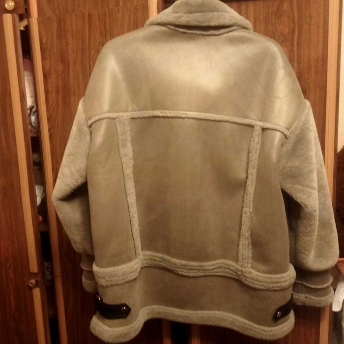 Продам красивую стильную дубленку