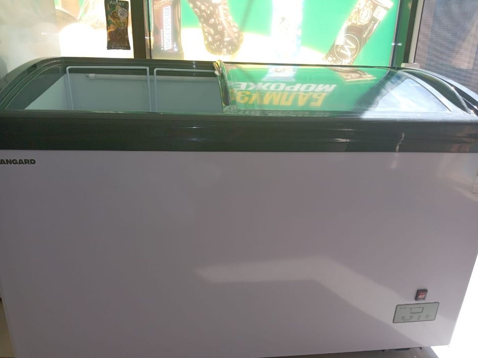 Срочно продаю морозилку 328л. Новый.не использованный.