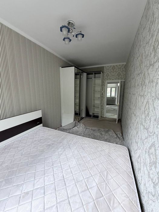 Продается Своя. Юнусабад 8 кв 2х пер в3х. 3 этаж.