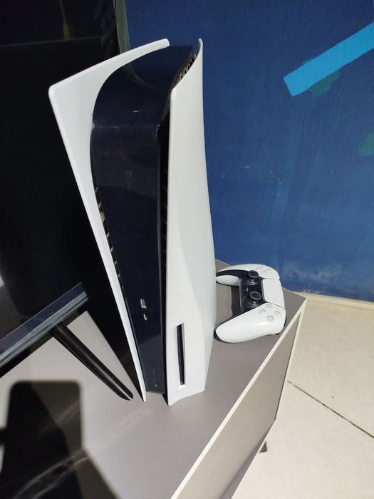 Play Station 5, 4 va 3 sotiladi