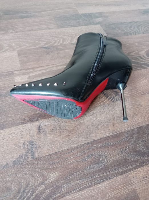 Стильные ботильоны