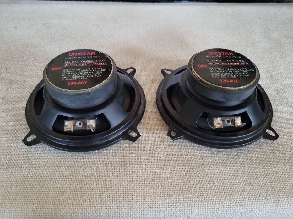 Difuzoare Unistar auto. 8 ohms, 40 watts, 13 cm. Impecabile