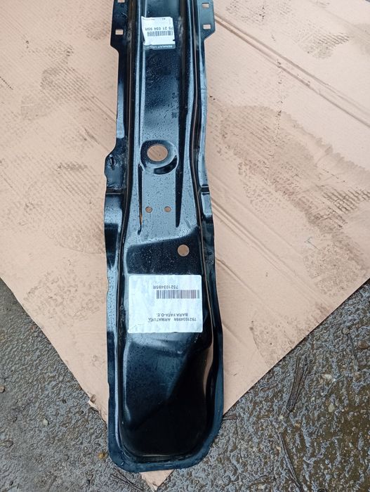 Armatura traversa intaritura metalica bara fata Dacia Duster 2