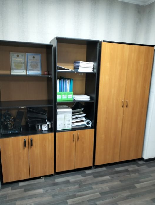 Б/у офисная мебель.