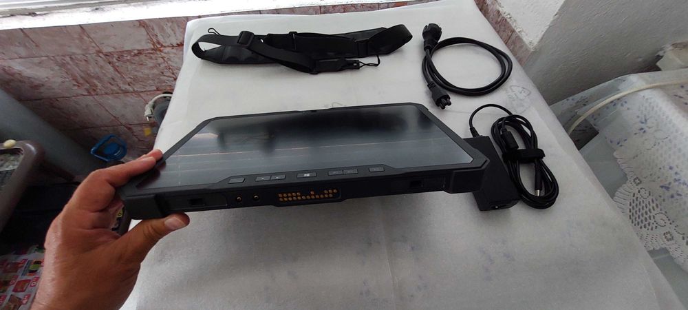 Dell Latitude 7212 Rugged Tablet 12" WiFi Bluetooth SiM