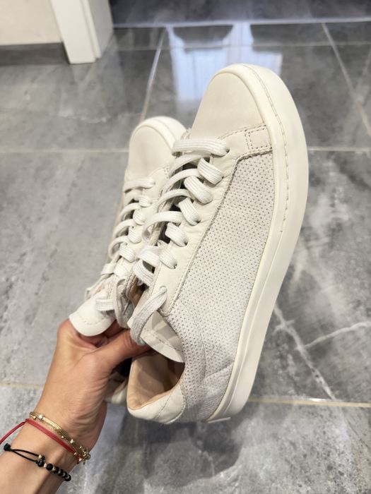 Маратонки Adidas - 39 1/2