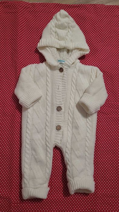 Продам вязаный комбинезон