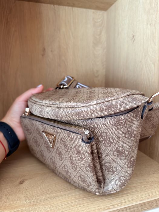 Чанта Guess, еко кожа