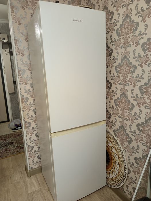 Продам холодильник рабочий
