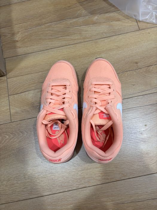 Сникърси Marc O’Polo и маратонки Nike