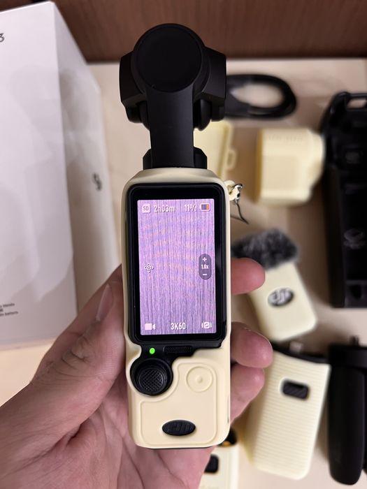DJI Osmo Pocket 3 Creator Combo