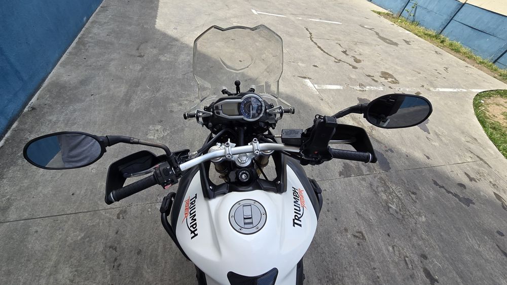 Triumph Tiger 800 impecabil