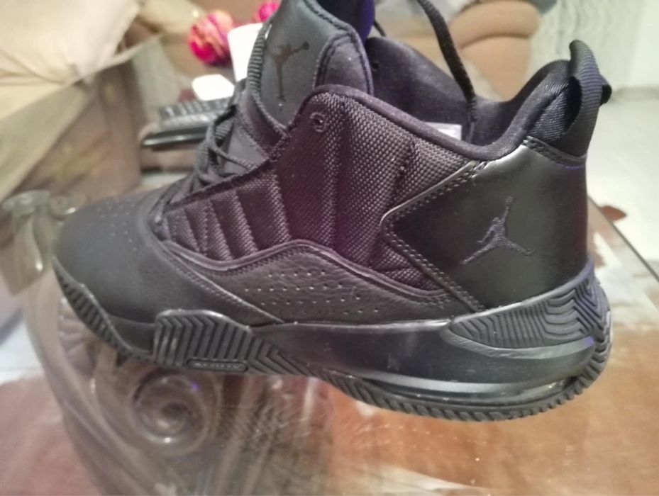 Nike Jordan обувки