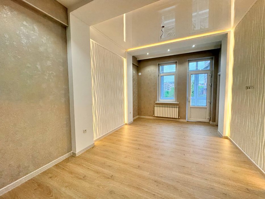 Дархан Новомосковская 4/4/8 128кв.м евро ремонт без мебели