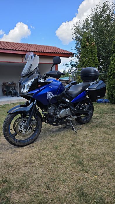 Suzuki V Strom DL650 complet accesorizat 3 cutii scut cric central mansoane incalzite anvelope noi