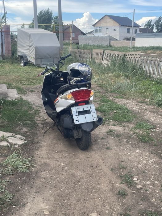 Продам скутер м12