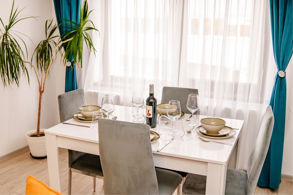 Inchiriez apartament in regim hotelier bloc nou