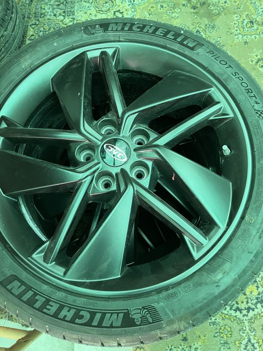 Шины летние Michelin.