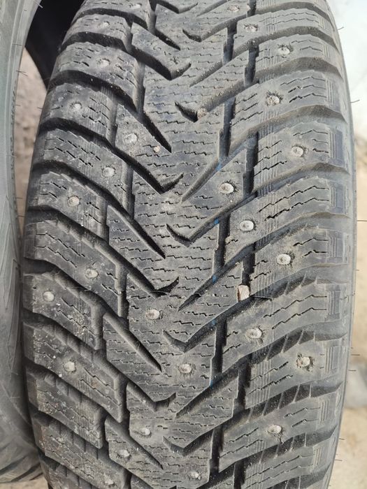Зимние шины б/у на продажу