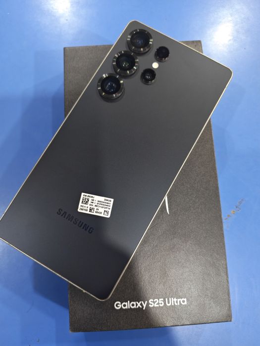 Samsung S25 ultra 256 gb