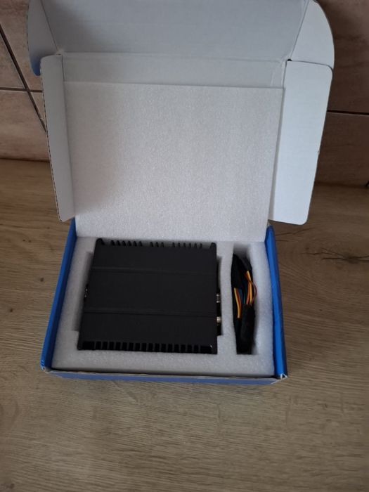 amplificator  audio auto