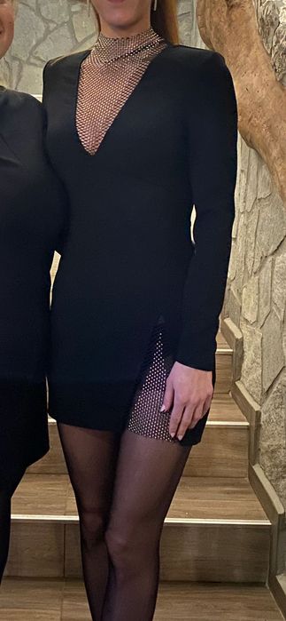 Малка черна рокля