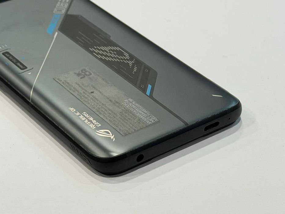 Asus ROG Phone 6 – 256GB