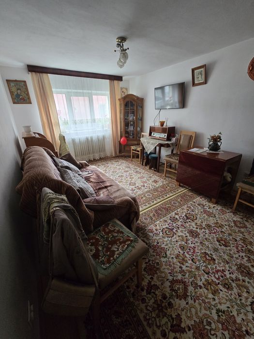 De vanzare apartament doua camere Capăt 1  aleea Tiberiu Crudu decomandat 54 mp