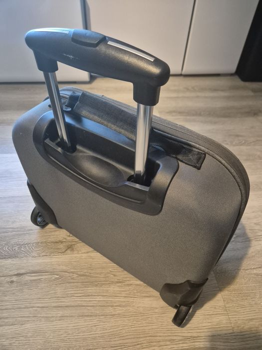 Troler nou cabină  avion