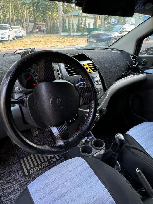 Spark 2012 yil zor holatda