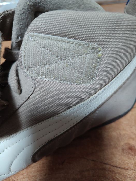 Кроссовки  39-40 размер