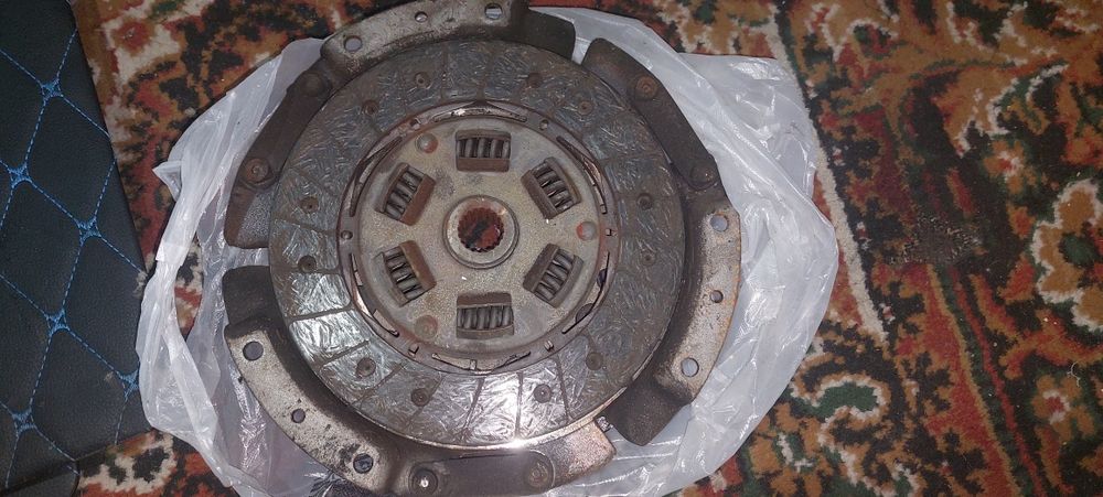 Комплектующие на ваз ,07