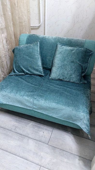 Диван игрушечный