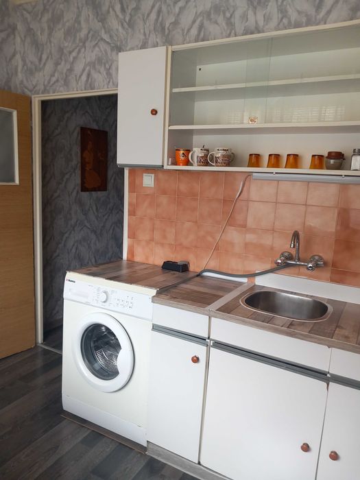 Дава се под наем Едностаен апартамент в Перник, Изток - 48 кв.м за 229.5 € - Снимка #5