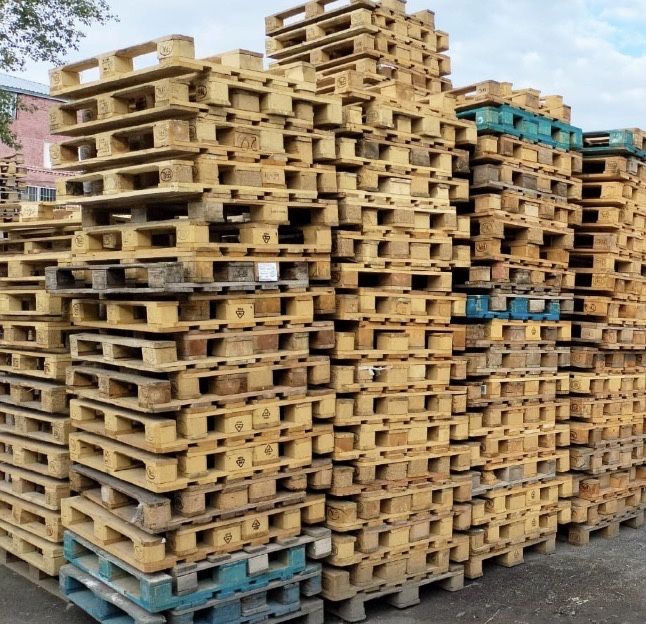 Продам поддоны  разные