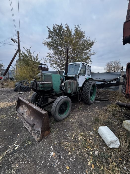 Продам эксковатор юмз 6 к