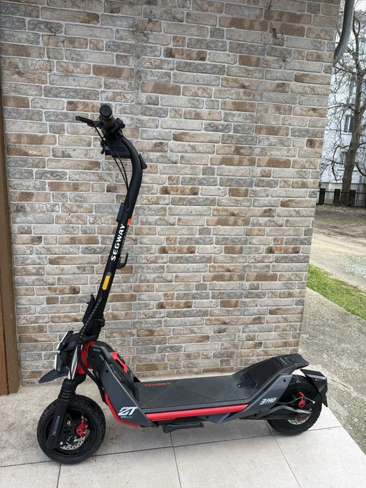 Електрически скутер SEGWAY  ZT3 PRO чисто нов