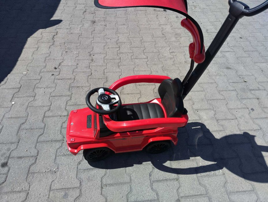 MERCEDES Кола за яздене с дръжка и сенник Mercedes-benz G350d червен