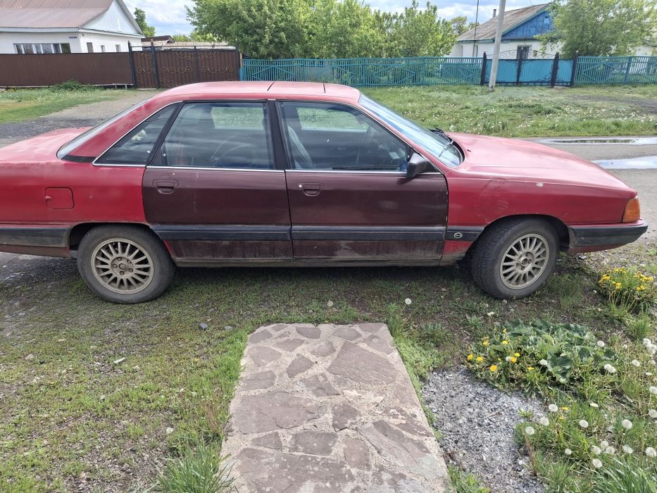 Ауди 100на запчасти
